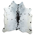 Salt & pepper koeienhuid, ongeveer 180 × 170 cm, van bovenaf gezien: precies de huid die je ontvangt