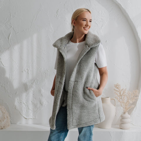 Merino bodywarmer "Wave" grijs