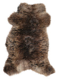 Britse meerkleurige schapenvacht, ongeveer 110 × 60 cm, van bovenaf gezien: precies de vacht die je ontvangt