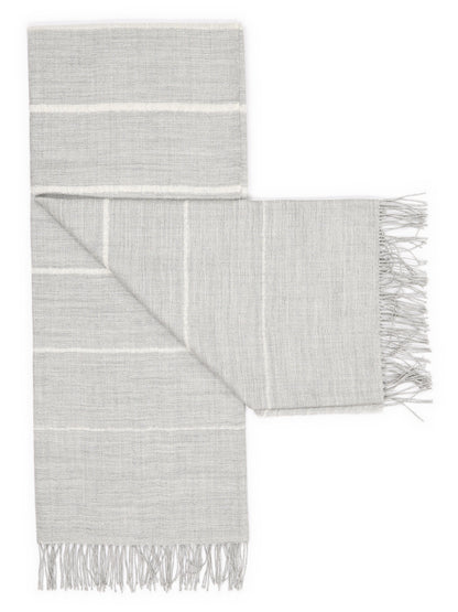 Plaid "Classic Bouclé" van baby-alpaca – opengeslagen