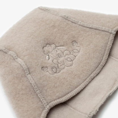 Babymutsje "Schaap" met borduursel; beige